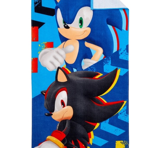 Sonic the Hedgehog Beach Towel Sonic & Shadow  28 x 58 Super Soft Sega Summer - Picture 6 of 9